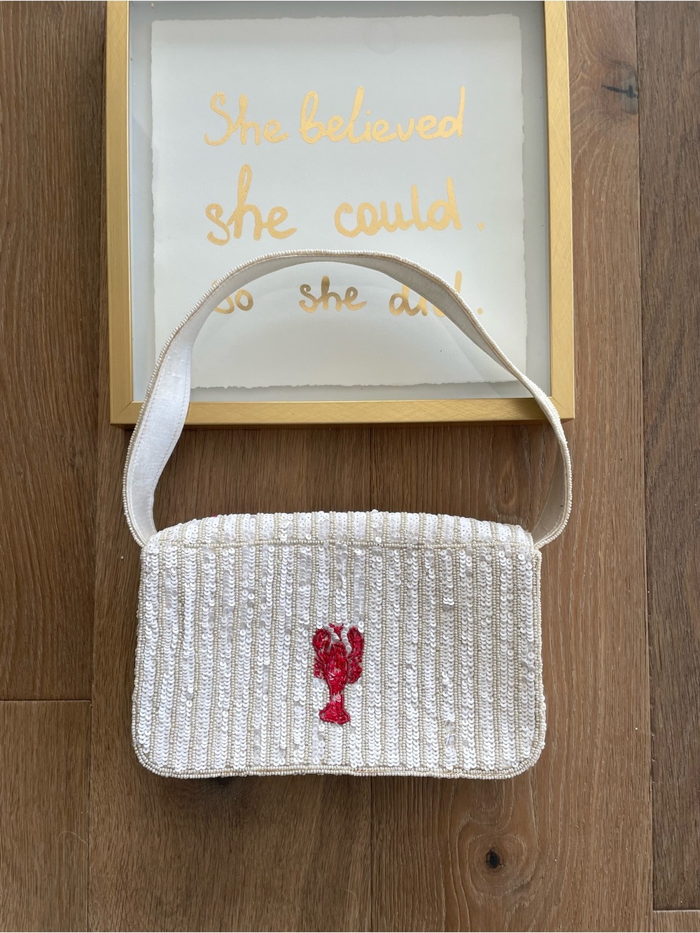 Viral Handcrafted Beaded/Sequin Lobster Shoulder Bag - White with Red Lobsters - Picture 4 of 13